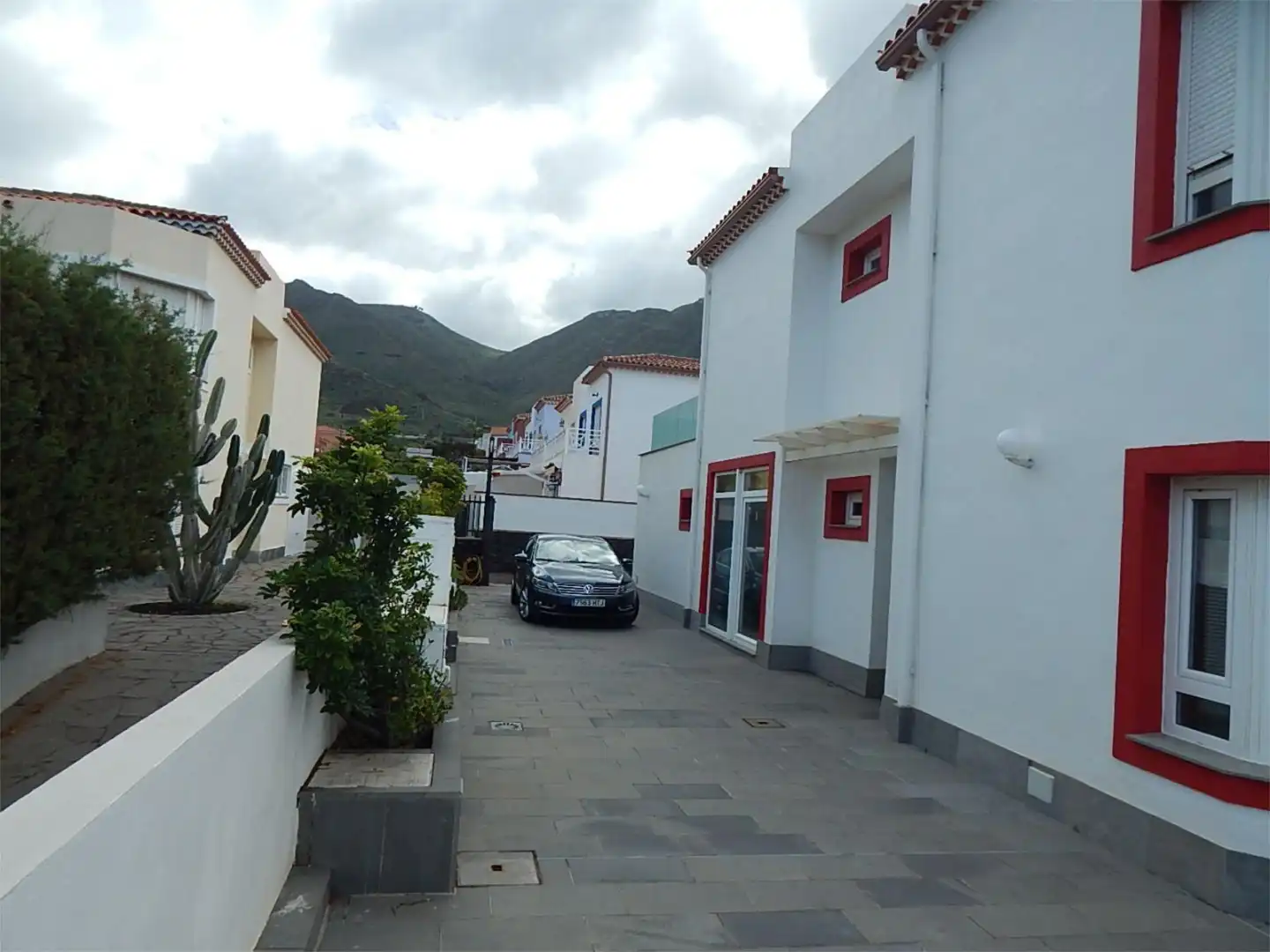 Detached homes for sale in Urbanizacion Lagunamar, 2, Bajamar Exterior view of Detached homes for sale in San Cristóbal de la Laguna with Private garden, Storage room and Video intercom