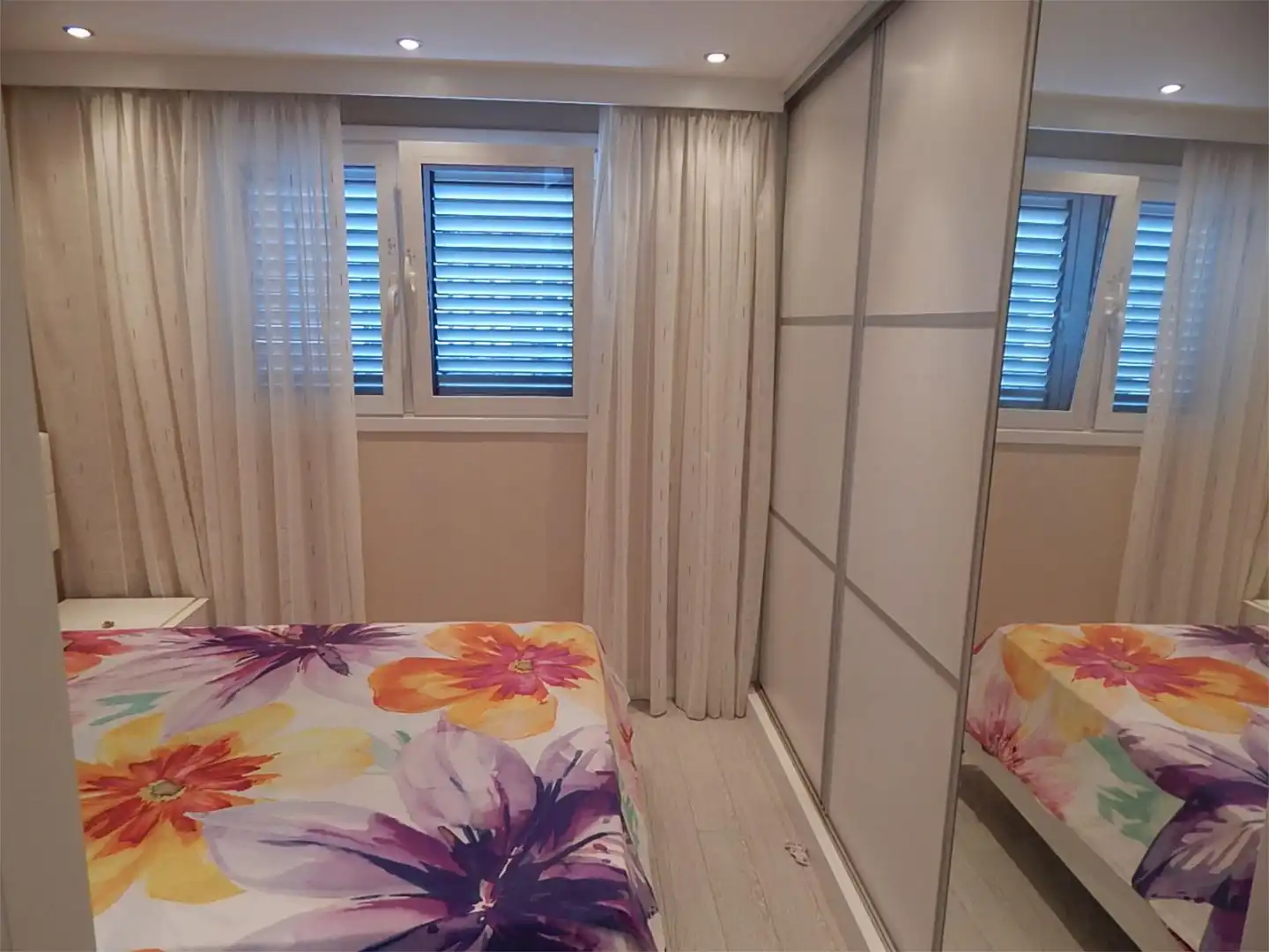 Detached homes for sale in Urbanizacion Lagunamar, 2, Bajamar Bedroom of Detached homes for sale in San Cristóbal de la Laguna with Private garden, Storage room and Video intercom