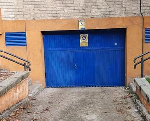 Parking of Garage to rent in Pinto