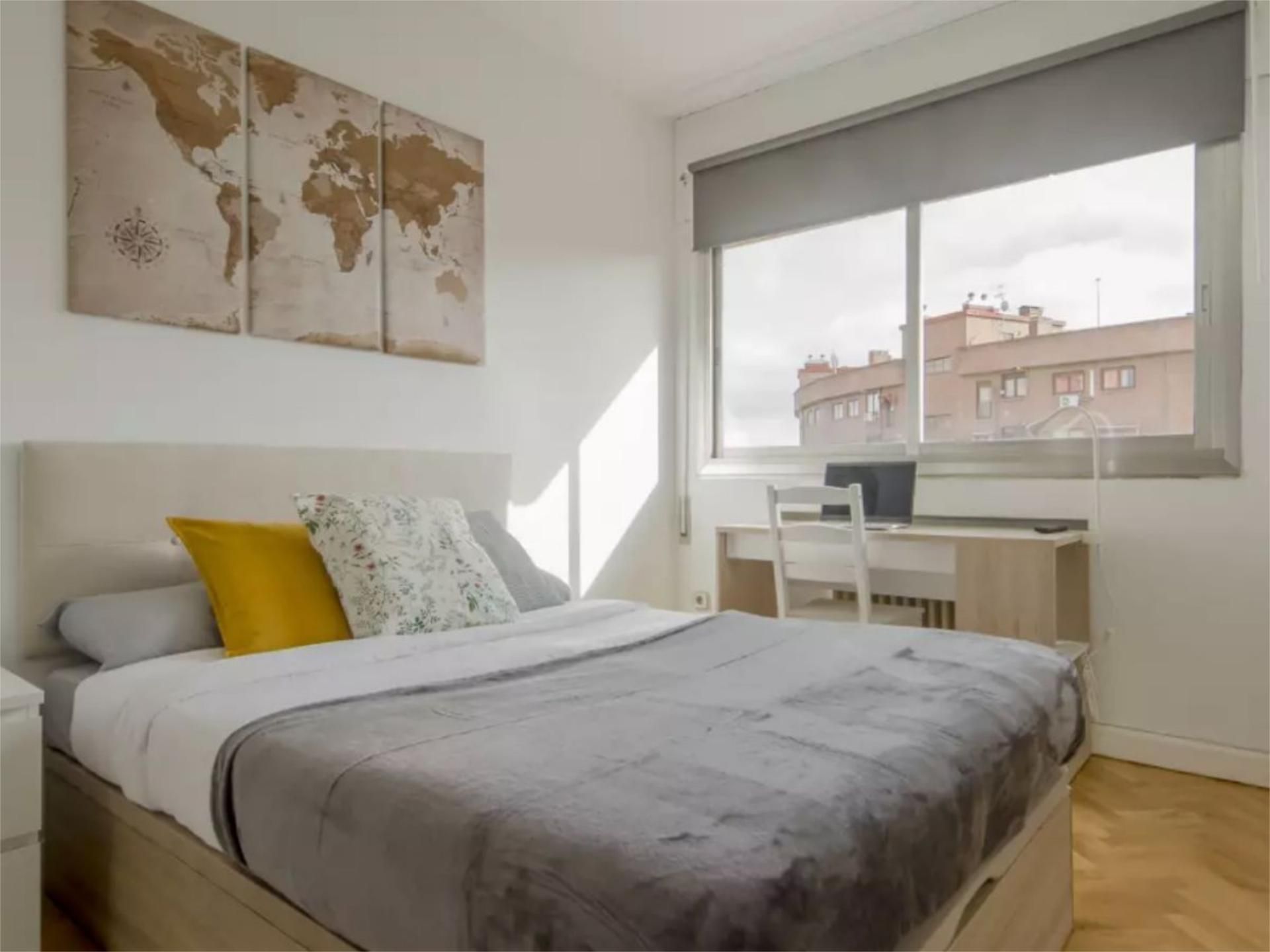 Bedroom of Flat to share in Vigo   with Heating and Furnished