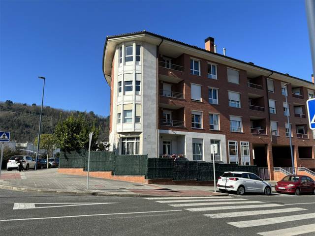 Garaje en Alquiler en Presagana Kalea, 1 en Etxebarri