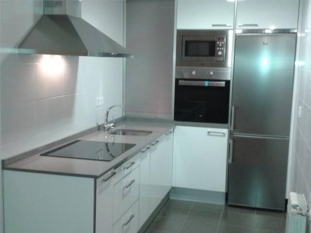 Piso en Alquiler en Avenida Barcelona, 27 en Campus Sur - Santa Marta