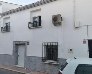 Vista exterior de Casa adosada en venda en Humilladero amb Aire condicionat i Terrassa