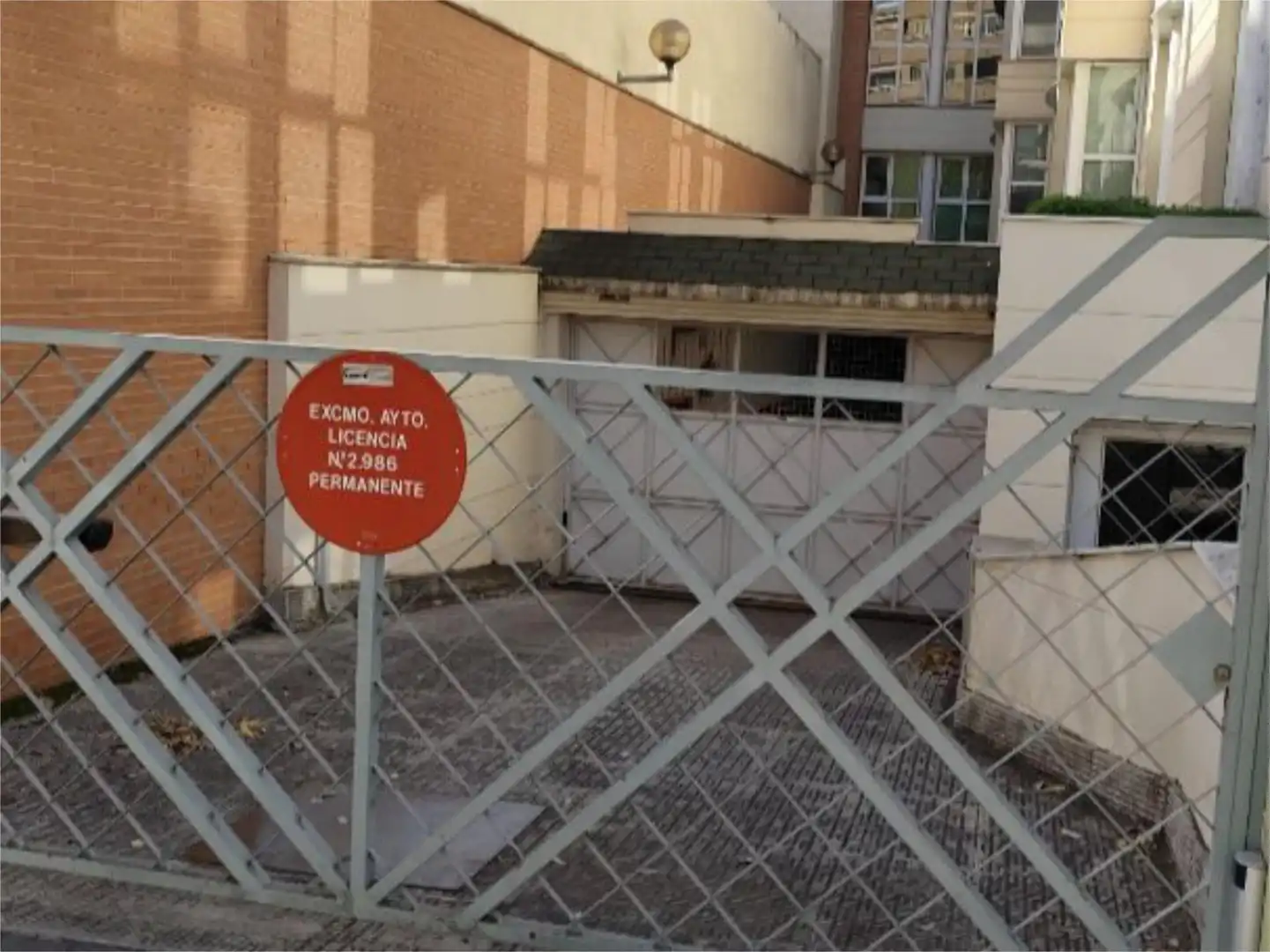 Parkplatz von Garage zum Verkauf in Jaén