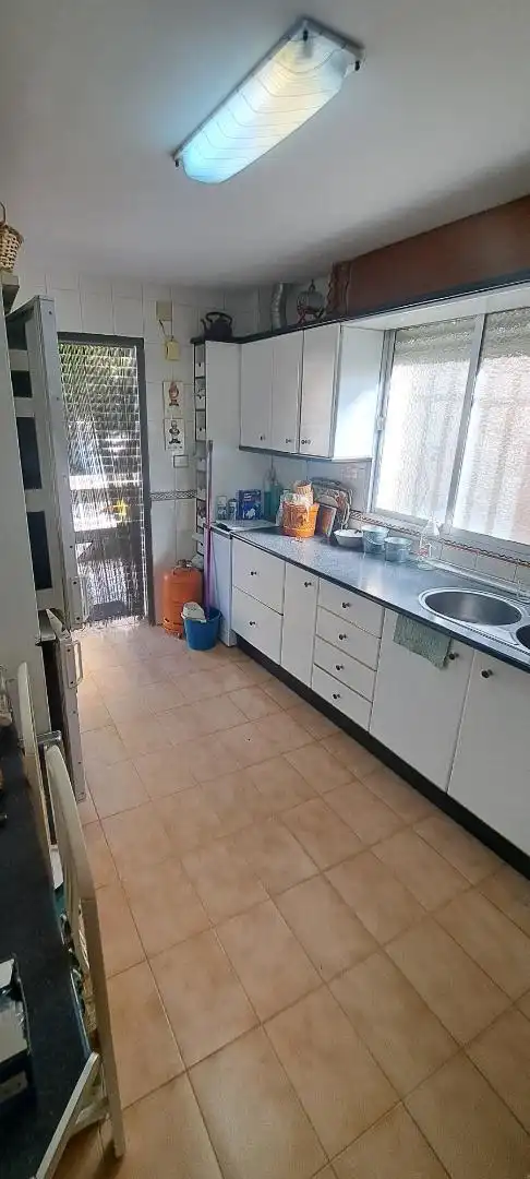 Casa o xalet en venda a Calle Mirador de la Sierra, 23, Gójar Cuina de Casa o xalet en venda en Gójar amb Terrassa, Piscina i Balcó