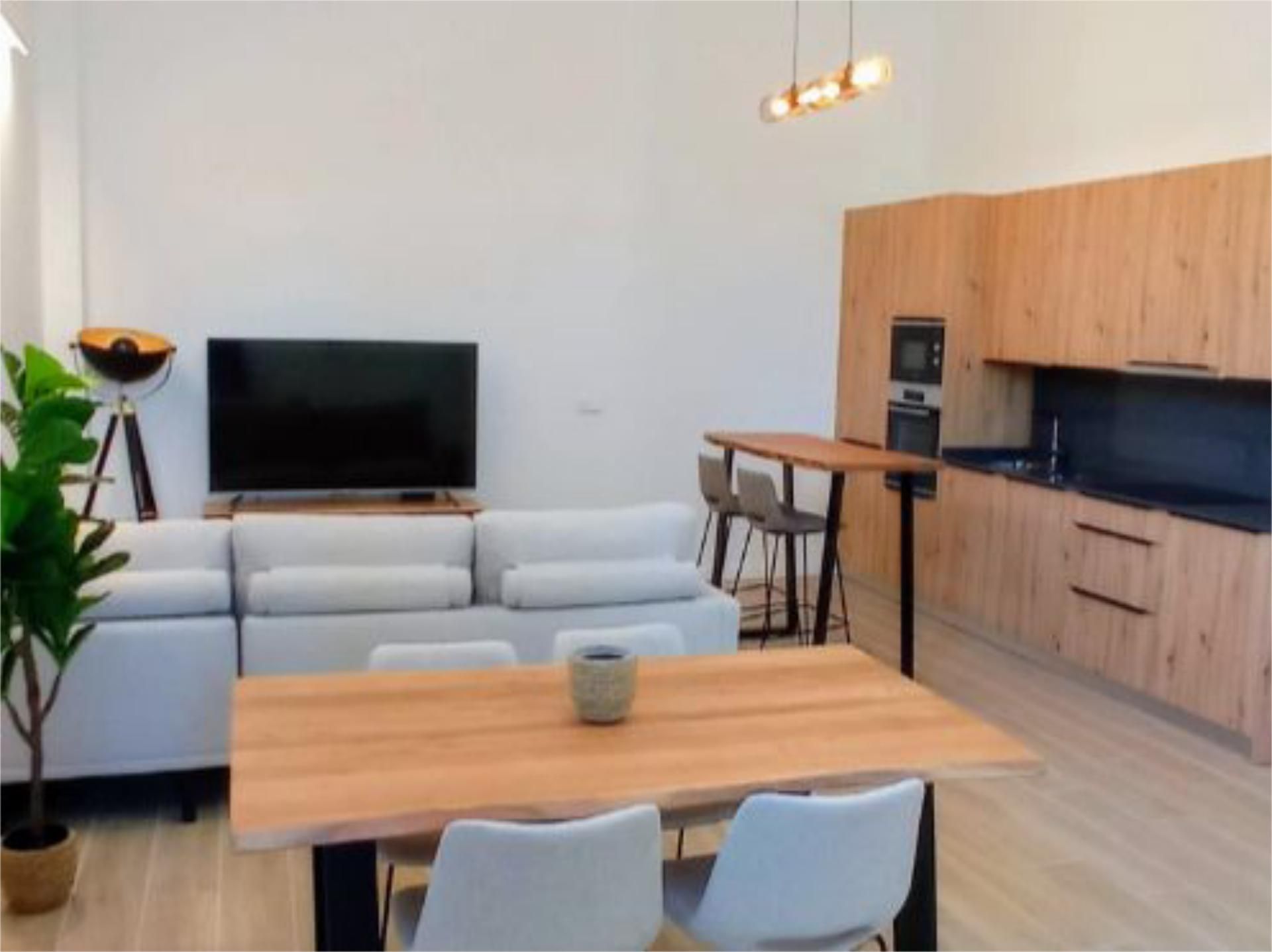 Flat to rent in Calle de Sangüesa, 51, Milagrosa