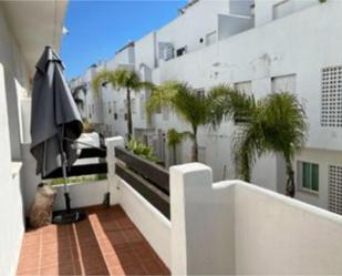 Exterior view of Flat to rent in Estepona