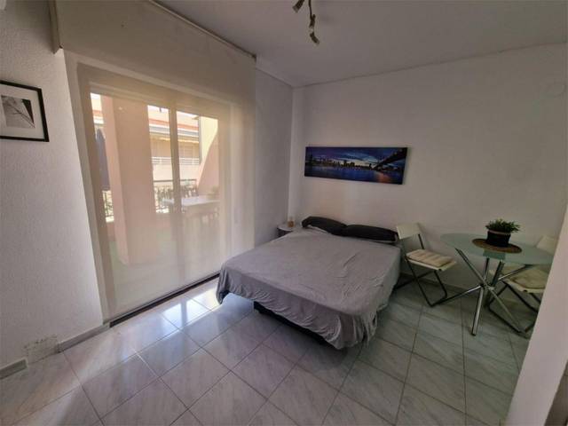Piso en Venta en Calle Joven Pura, 10 en Antonio Machado