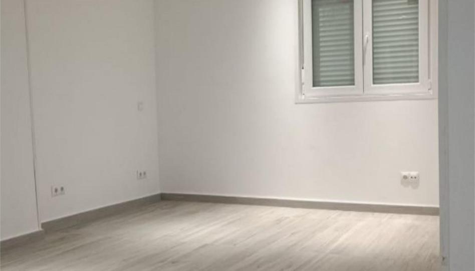 Foto 1 de Pis en venda a Calle de la Bureba, 15, Zarzaquemada, Madrid