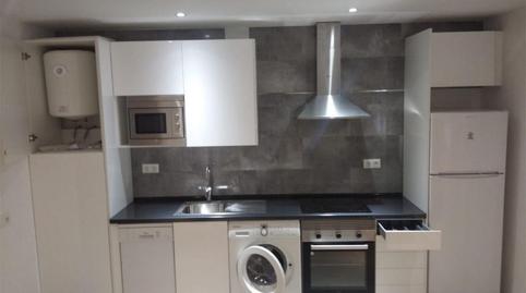 Foto 4 de Pis en venda a Calle de la Bureba, 15, Zarzaquemada, Madrid