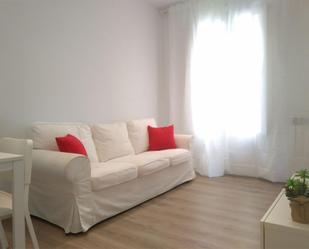 Living room of Flat for sale in  Madrid Capital  with Air Conditioner, Heating and Furnished