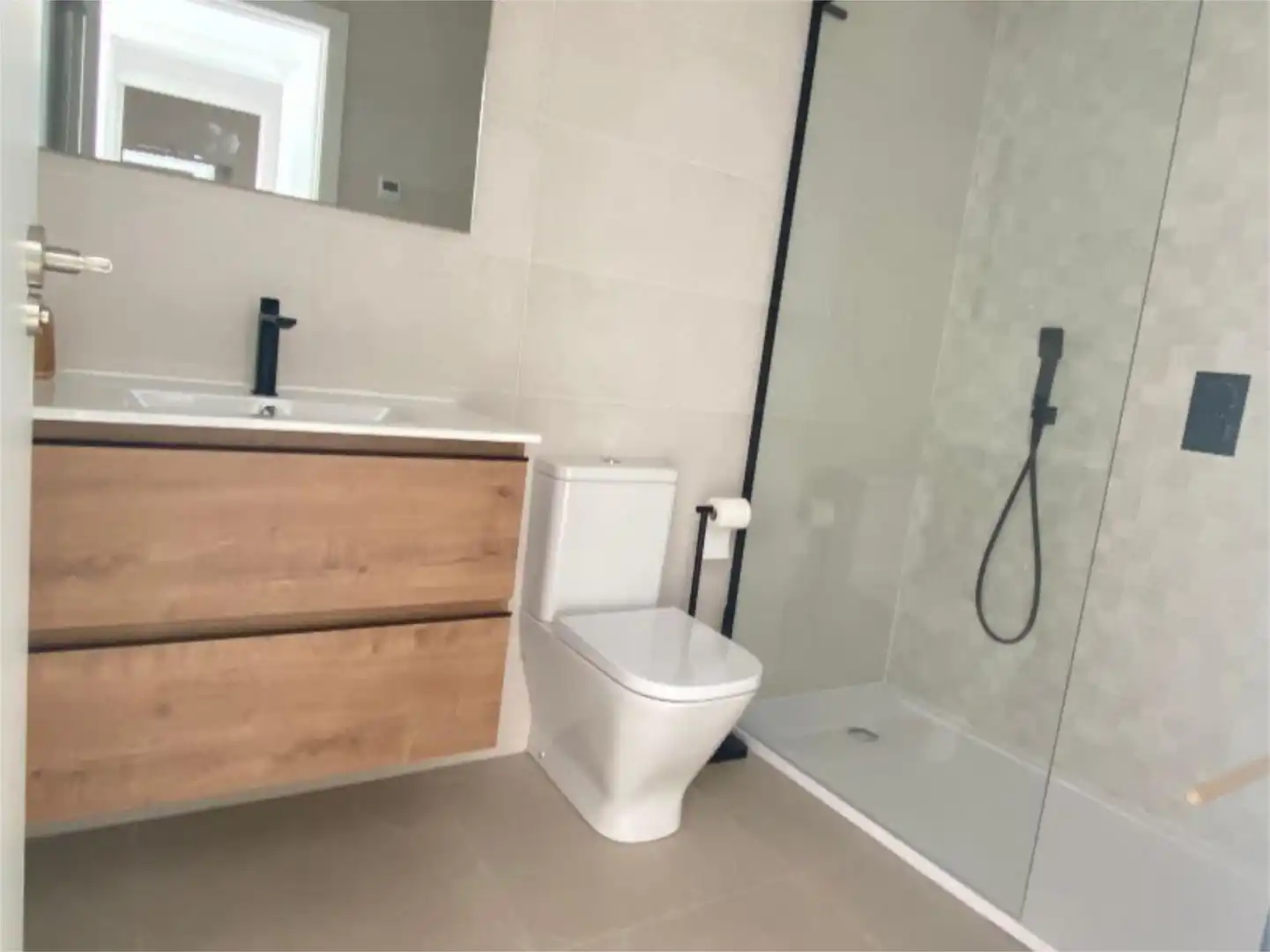 Piso en venta en Calle Moratalla, 2, Los Cuarteros Baño de Piso en venta en San Pedro del Pinatar con Aire acondicionado, Jardín privado y Terraza