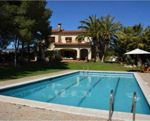 Swimming pool of House or chalet to rent in Vilanova i la Geltrú  with Air Conditioner, Terrace and Swimming Pool