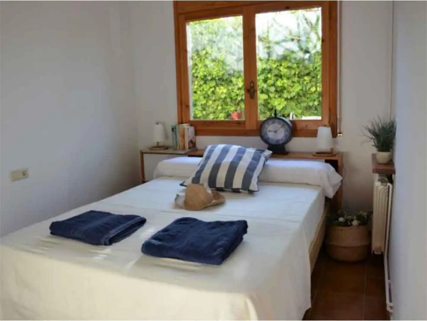Houses for rent in Carrer del Colibrí, 3, L'Aragai Bedroom of Houses for rent in Vilanova i la Geltrú with Air Conditioner, Heating and Private garden