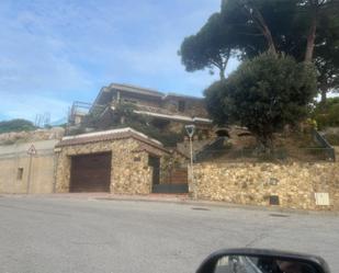 Vista exterior de Casa o xalet en venda en Teià amb Aire condicionat, Terrassa i Piscina