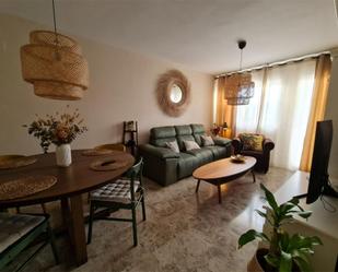 Living room of Flat for sale in Puente Genil  with Air Conditioner, Private garden and Terrace