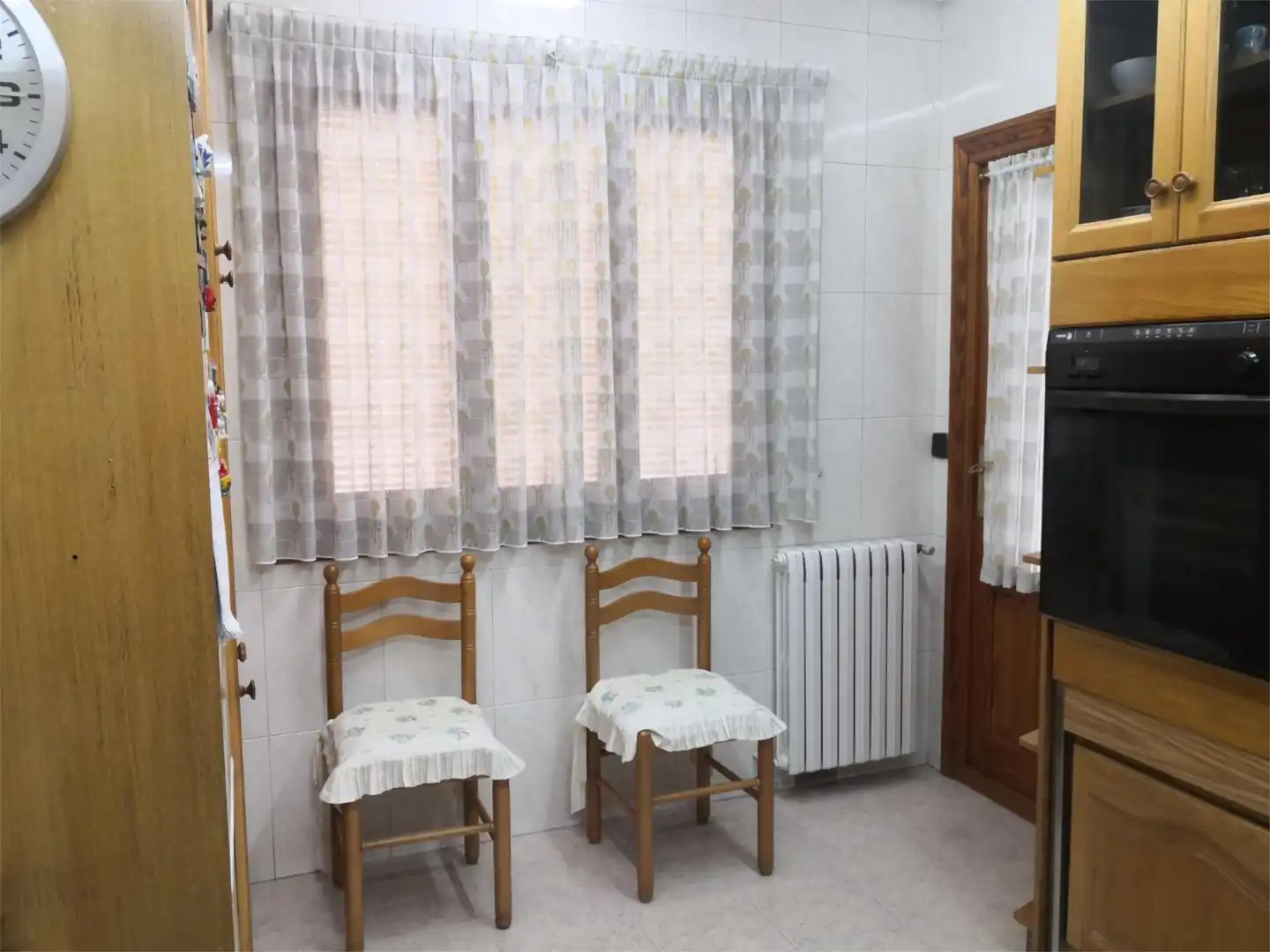 Pis en venda a Calle España, 38, Yecla Dormitori de Pis en venda en Yecla amb Aire condicionat, Calefacció i Terrassa