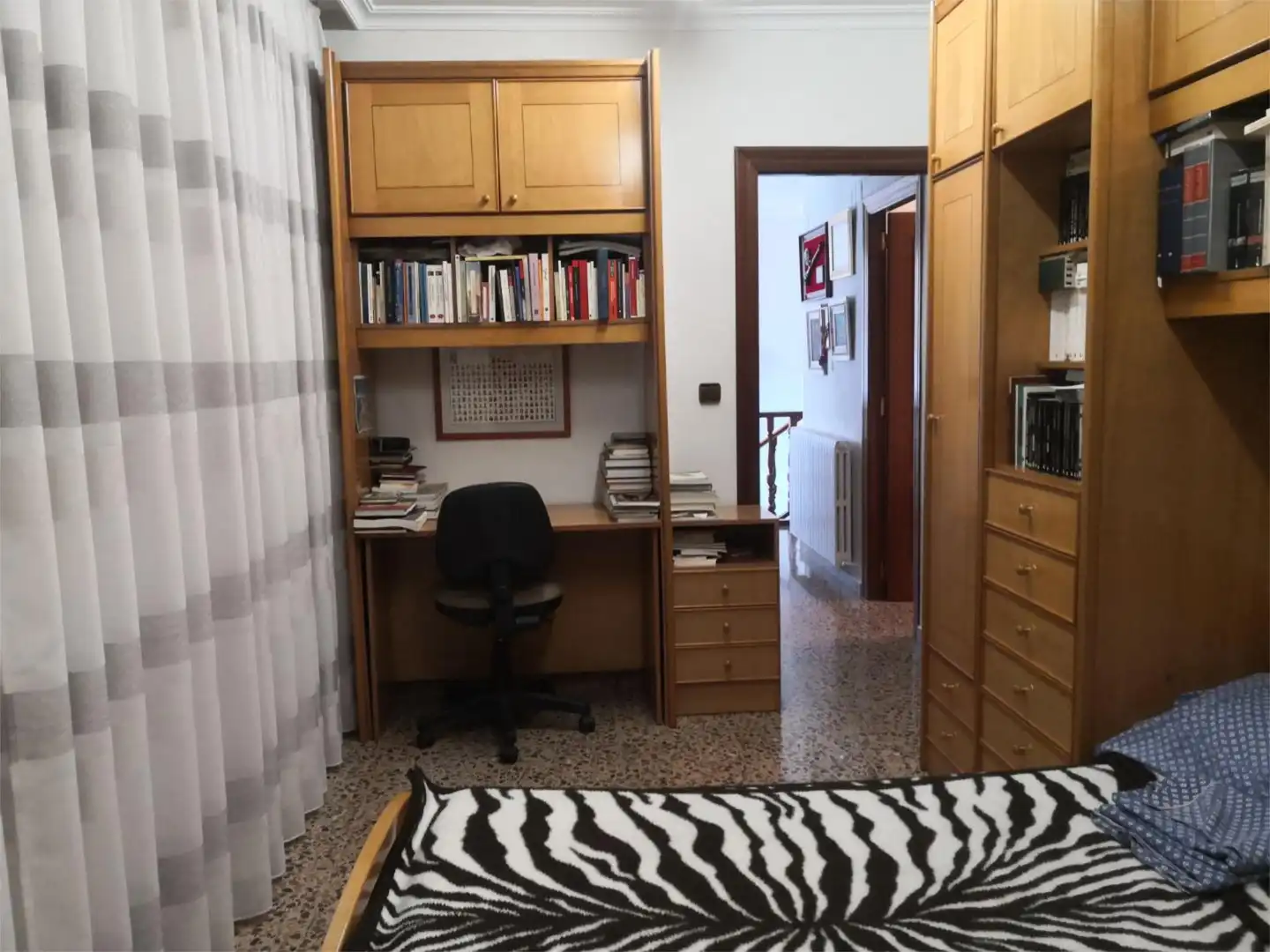 Pis en venda a Calle España, 38, Yecla Dormitori de Pis en venda en Yecla amb Aire condicionat, Calefacció i Terrassa