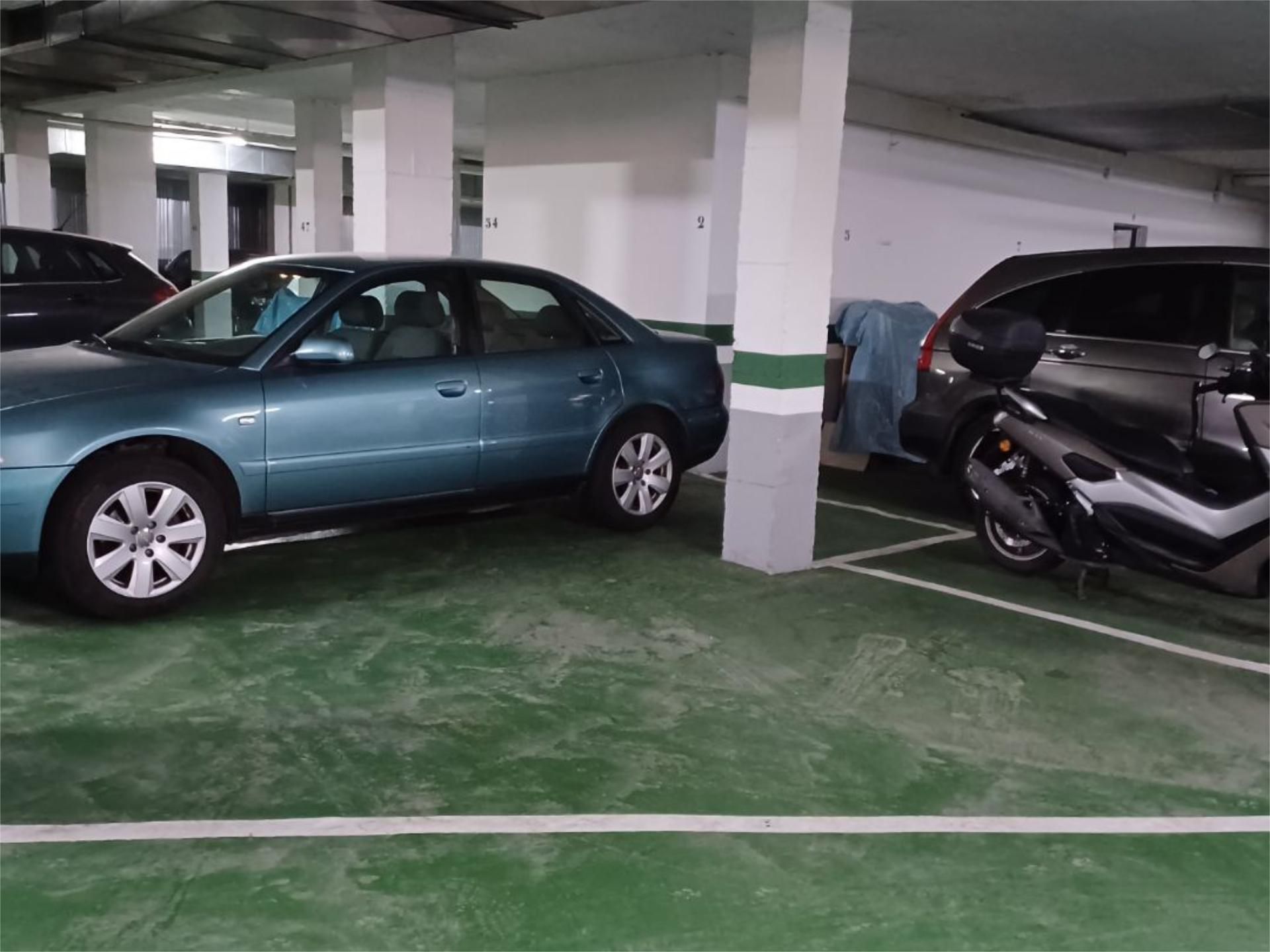 Parking of Garage to rent in Vélez-Málaga