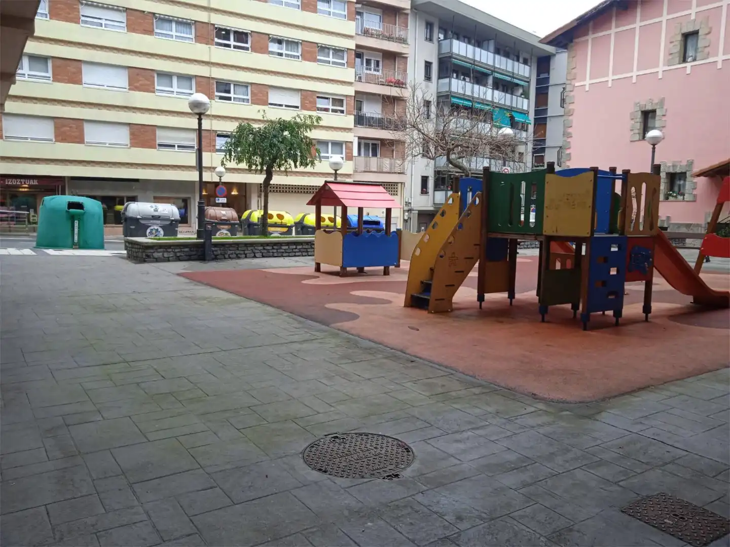 Vista exterior de Local en venta en Getaria