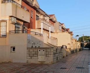 Vista exterior de Dúplex en venda en La Unión amb Aire condicionat, Terrassa i Balcó