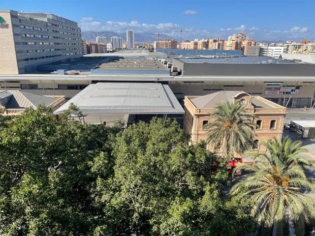 Piso en Venta en Calle Explanada de la Estación, 20 en La Unión - Cruz de Humilladero - Los Tilos