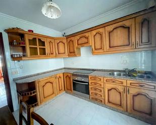 Kitchen of Flat for sale in Meira  with Heating, Parquet flooring and Storage room