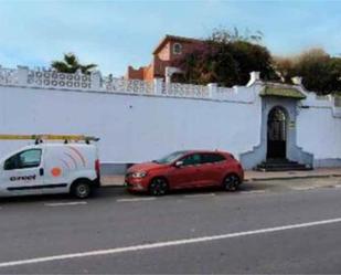 Vista exterior de Casa adosada en venda en  Ceuta Capital amb Jardí privat, Terrassa i Traster