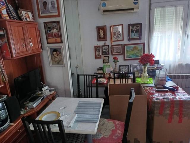 Piso en Alquiler en Calle de Benimamet, 16 en San Cristóbal