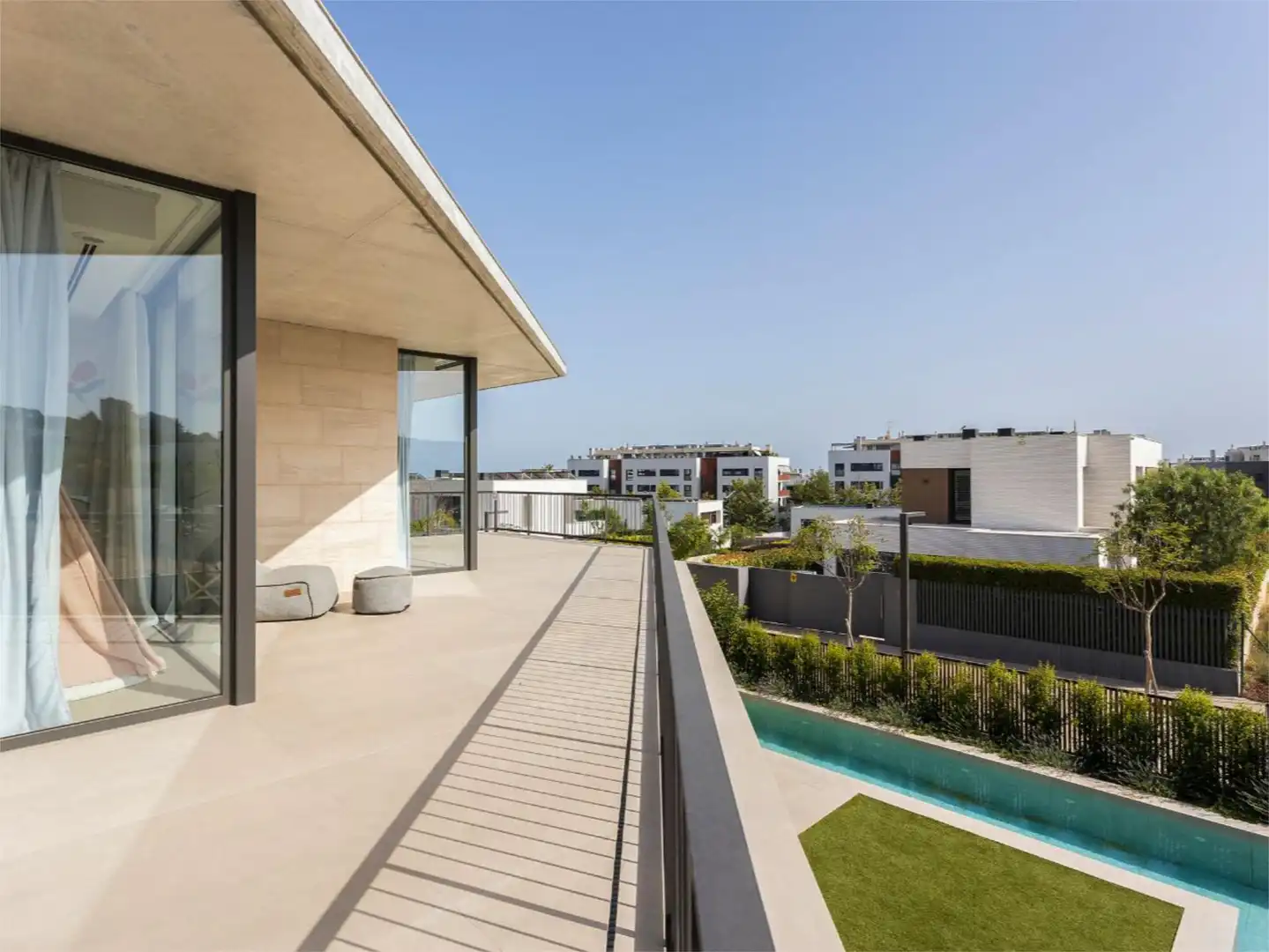 Casa o chalet de alquiler en Josep Maria Massip I Izabal, 20, La Plana Terraza de Casa o chalet de alquiler en Sitges con Aire acondicionado, Terraza y Piscina