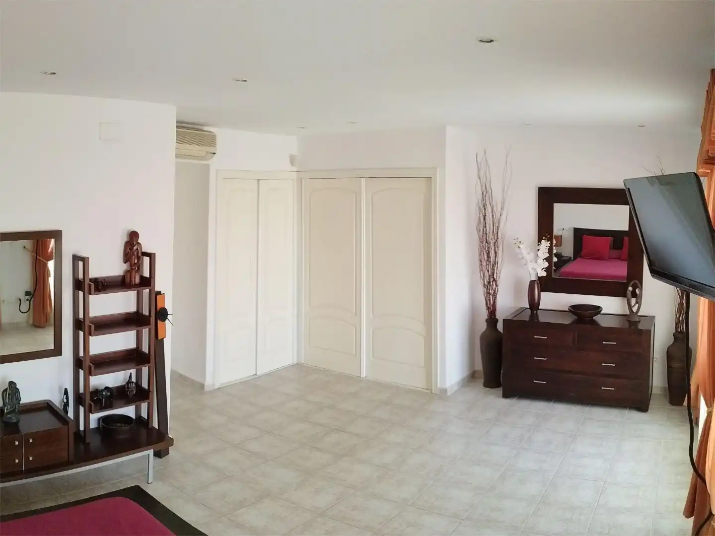 Casa o xalet de lloguer a Avenida del Locutor Vicente Hipólito, 30, Alicante Golf Dormitori de Casa o xalet de lloguer en Alicante / Alacant amb Aire condicionat, Calefacció i Jardí privat