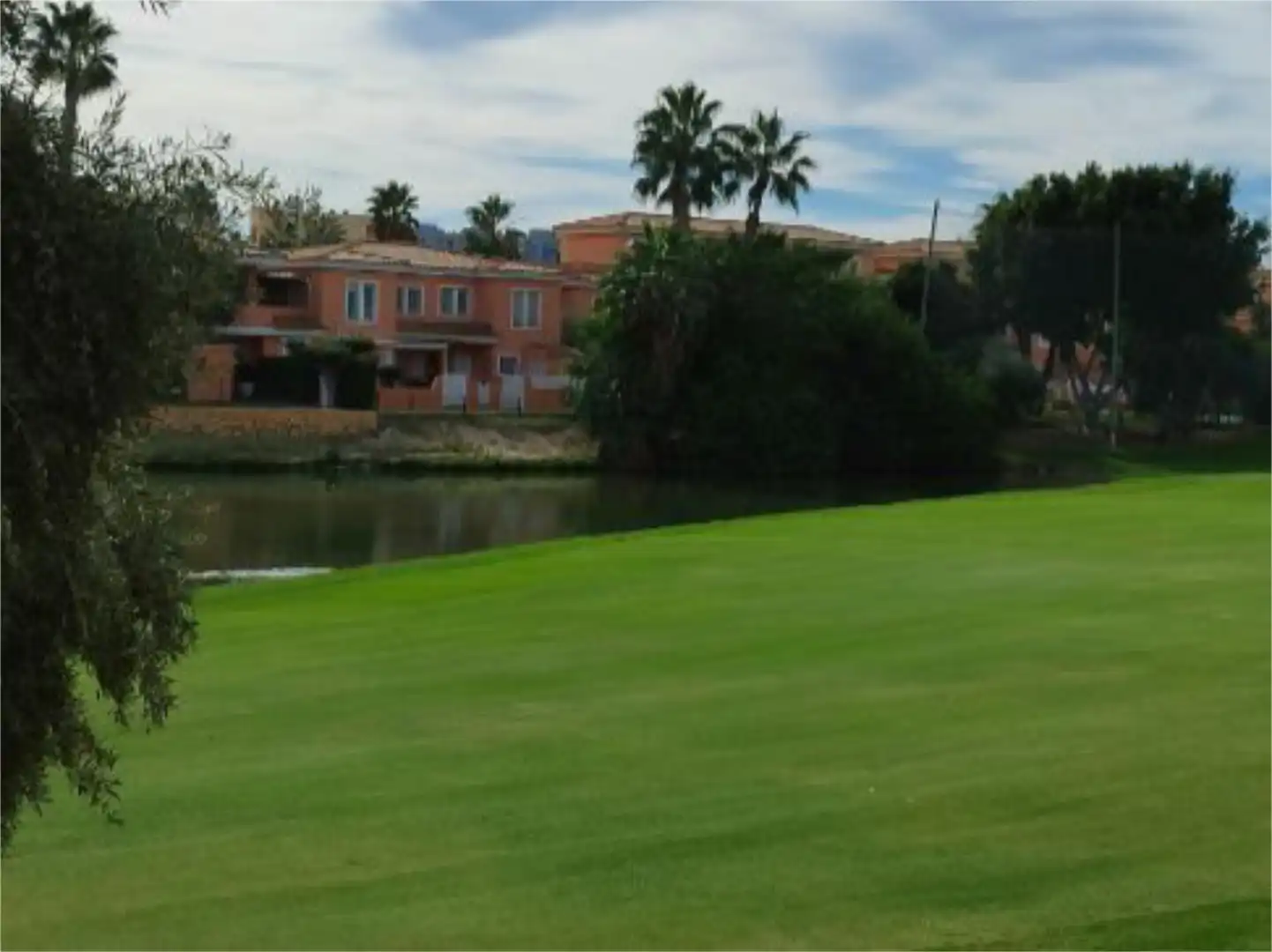 Casa o xalet de lloguer a Avenida del Locutor Vicente Hipólito, 30, Alicante Golf Vista exterior de Casa o xalet de lloguer en Alicante / Alacant amb Aire condicionat, Calefacció i Jardí privat