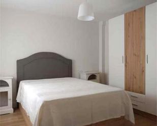 Bedroom of Flat to rent in  Huelva Capital