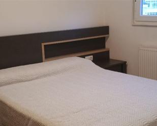 Bedroom of Flat to rent in Lugo Capital