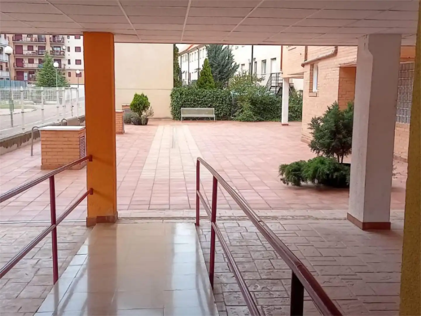 Flat for sale in Sabiñánigo  with Heating, Terrace and Furnished