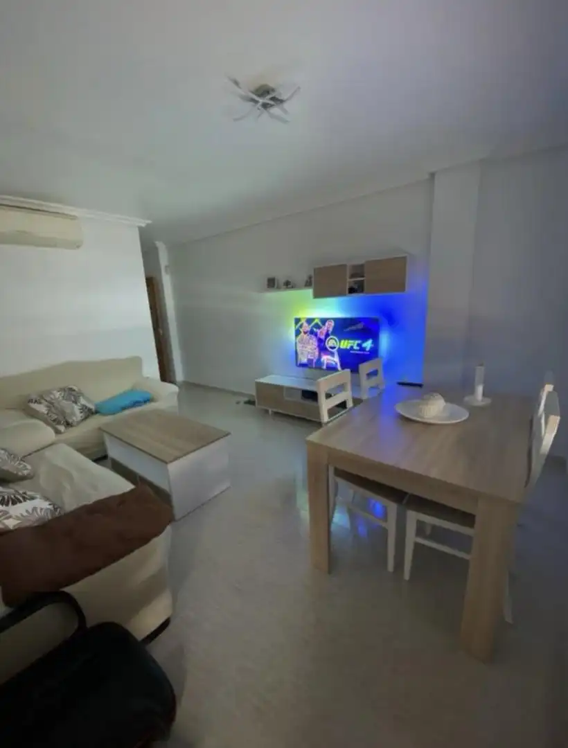 Sala d'estar de Pis en venda en Puertollano amb Aire condicionat i Piscina