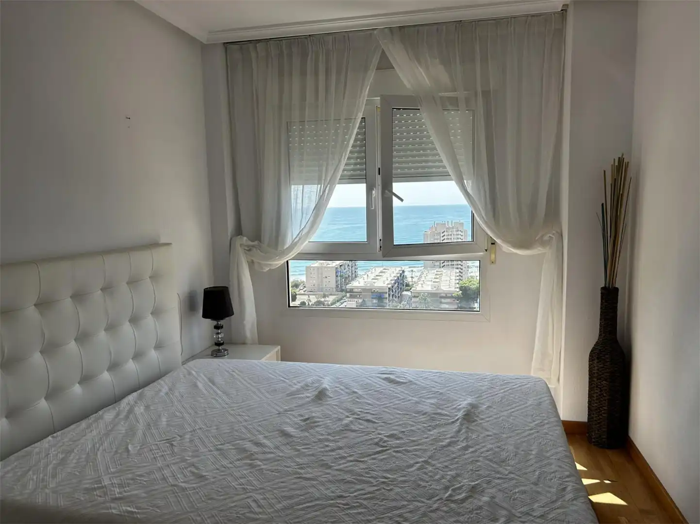 Bedroom of Flat for sale in El Campello  with Air Conditioner, Heating and Parquet flooring