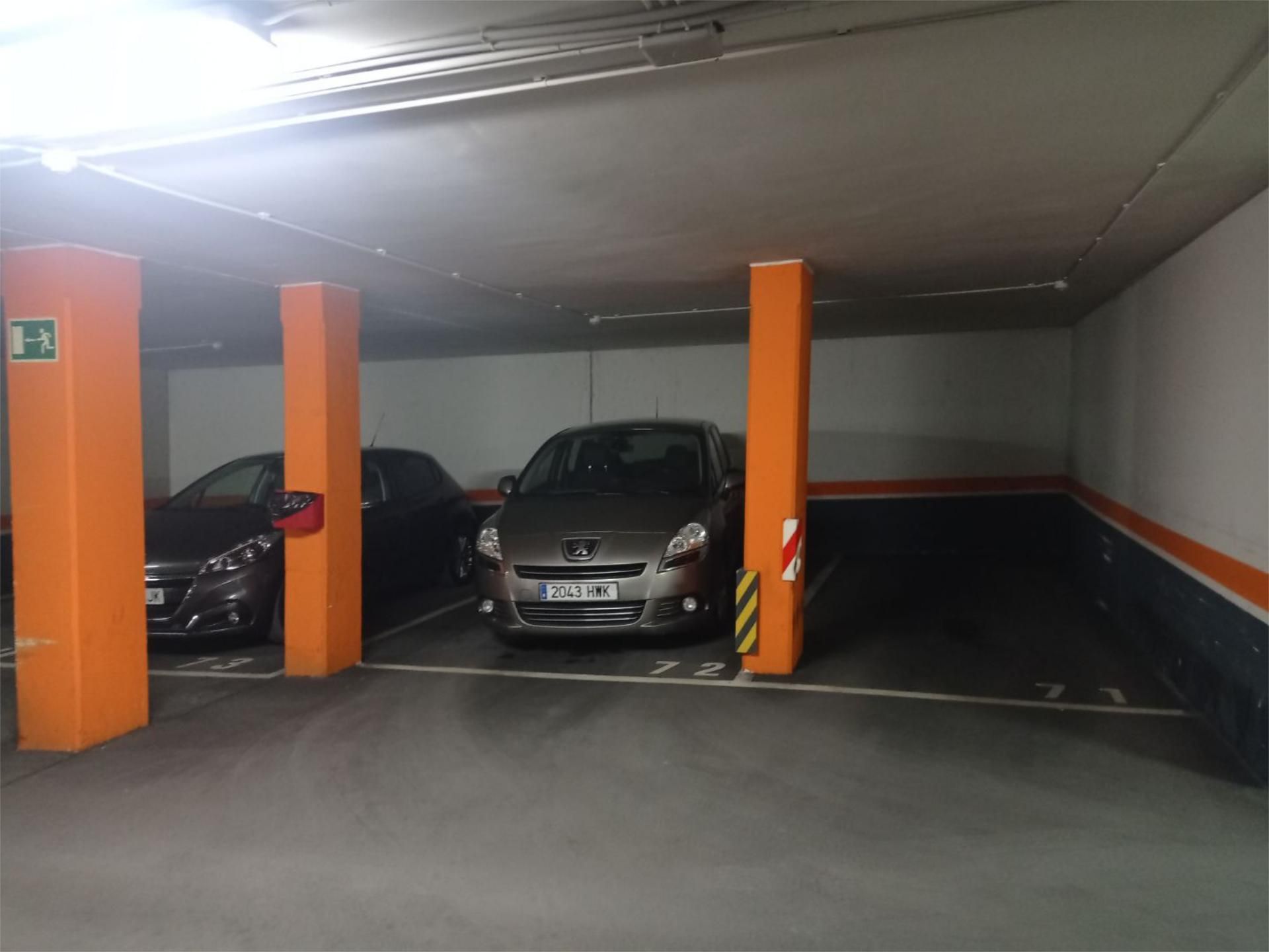 Parking de Garaje de alquiler en Oviedo 