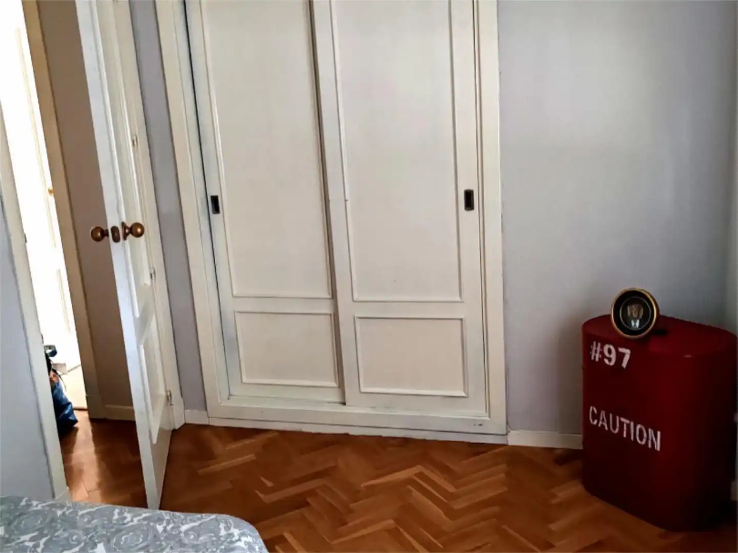 Bedroom of Flat for share in El Escorial  with Heating, Private garden and Parquet flooring