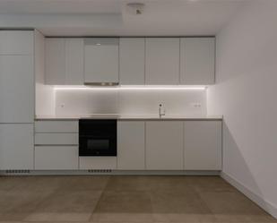 Kitchen of Flat to rent in  Valencia Capital  with Air Conditioner, Heating and Video intercom