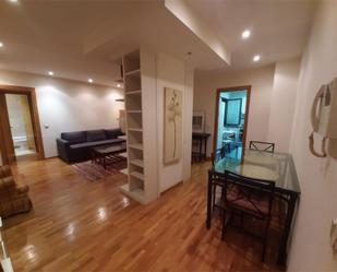 Sala d'estar de Apartament en venda en Oviedo 