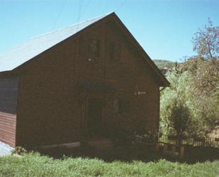 Exterior view of Single-family semi-detached to rent in Vallirana