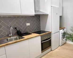 Kitchen of Flat to share in Vigo   with Heating and Furnished