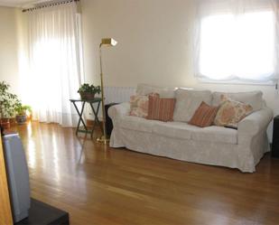 Living room of Flat to rent in Getxo   with Heating, Parquet flooring and Furnished