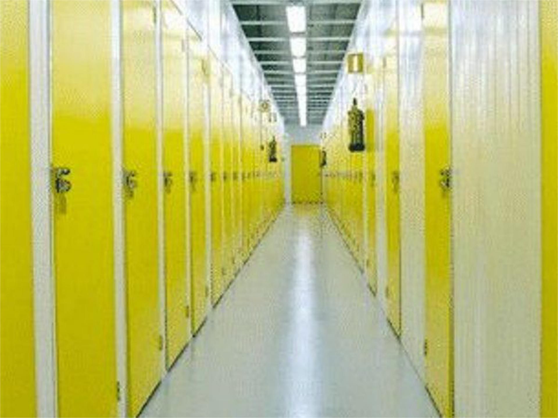 Box room to rent in  Pamplona / Iruña