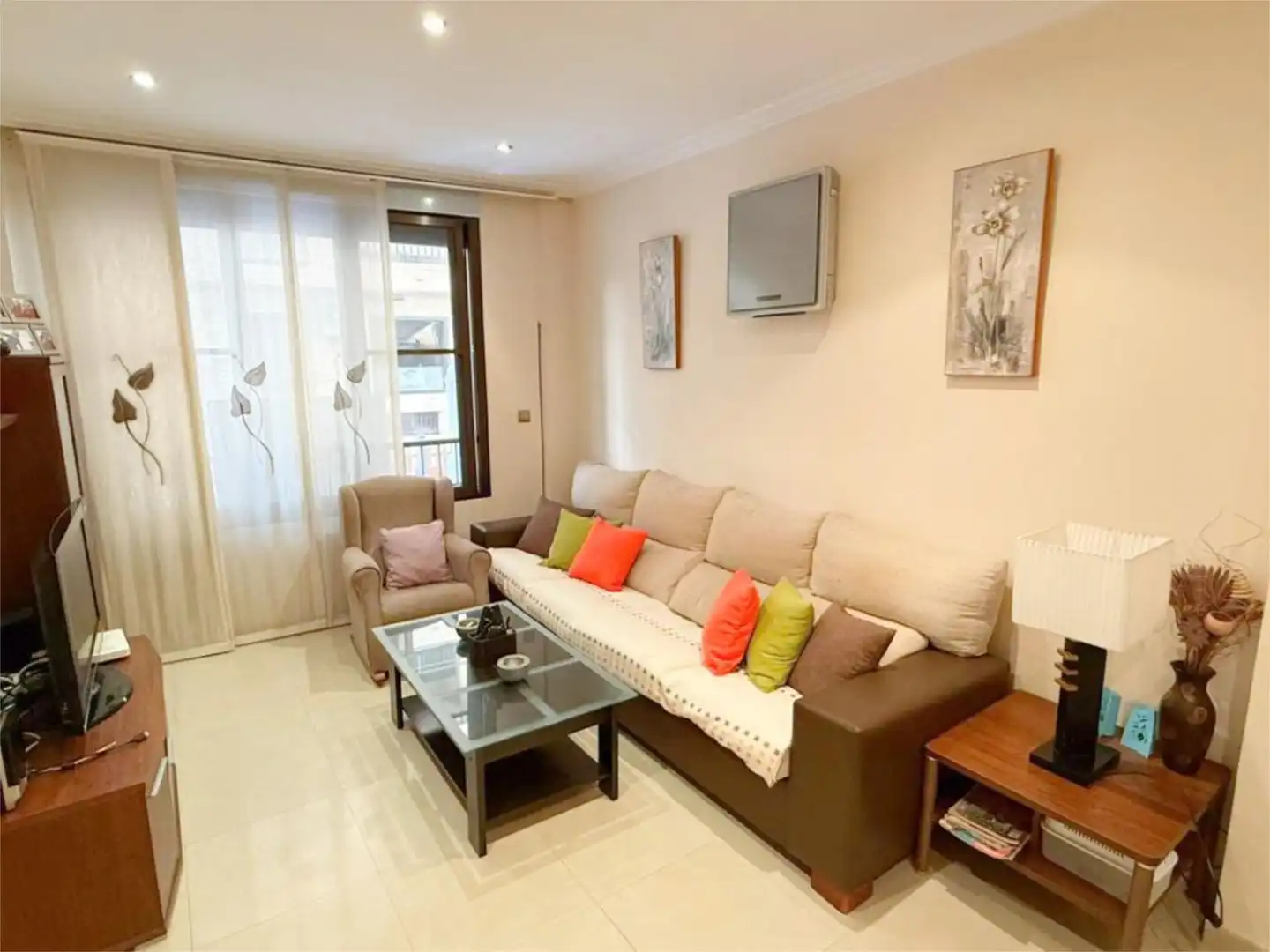 Wohnung zum Verkauf in Calle Virgen del Carmen, 5, Playa Levante Wohnzimmer von Wohnung zum Verkauf in Santa Pola mit Klimaanlage