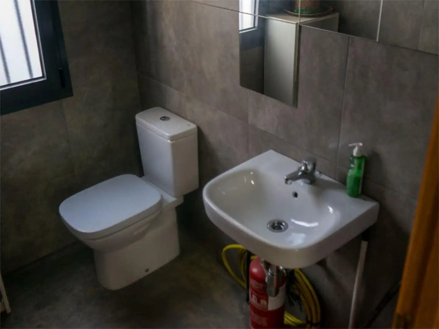 Local de alquiler en Calle Santa Justa, 34, Bonares Baño de Local de alquiler en Bonares con Amueblado