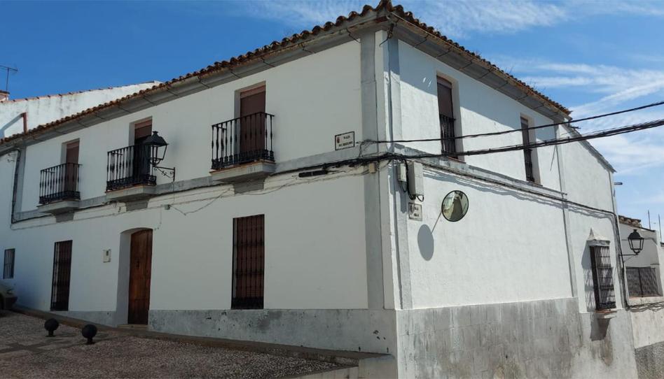 Foto 1 de Casa adosada en venda a Calle en Medio, 35, Hinojales, Huelva