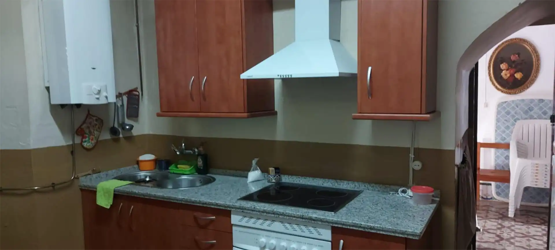 Detached homes for sale in Calle en Medio, 35, Hinojales Kitchen of Detached homes for sale in Hinojales with Storage room, Furnished and Washing machine