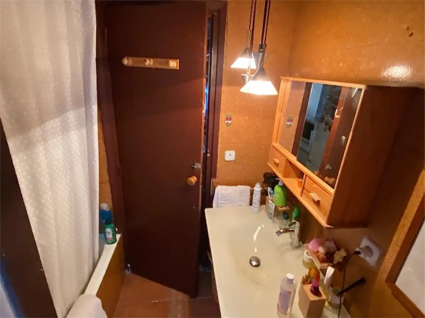 Bathroom of Flat for sale in  Pamplona / Iruña